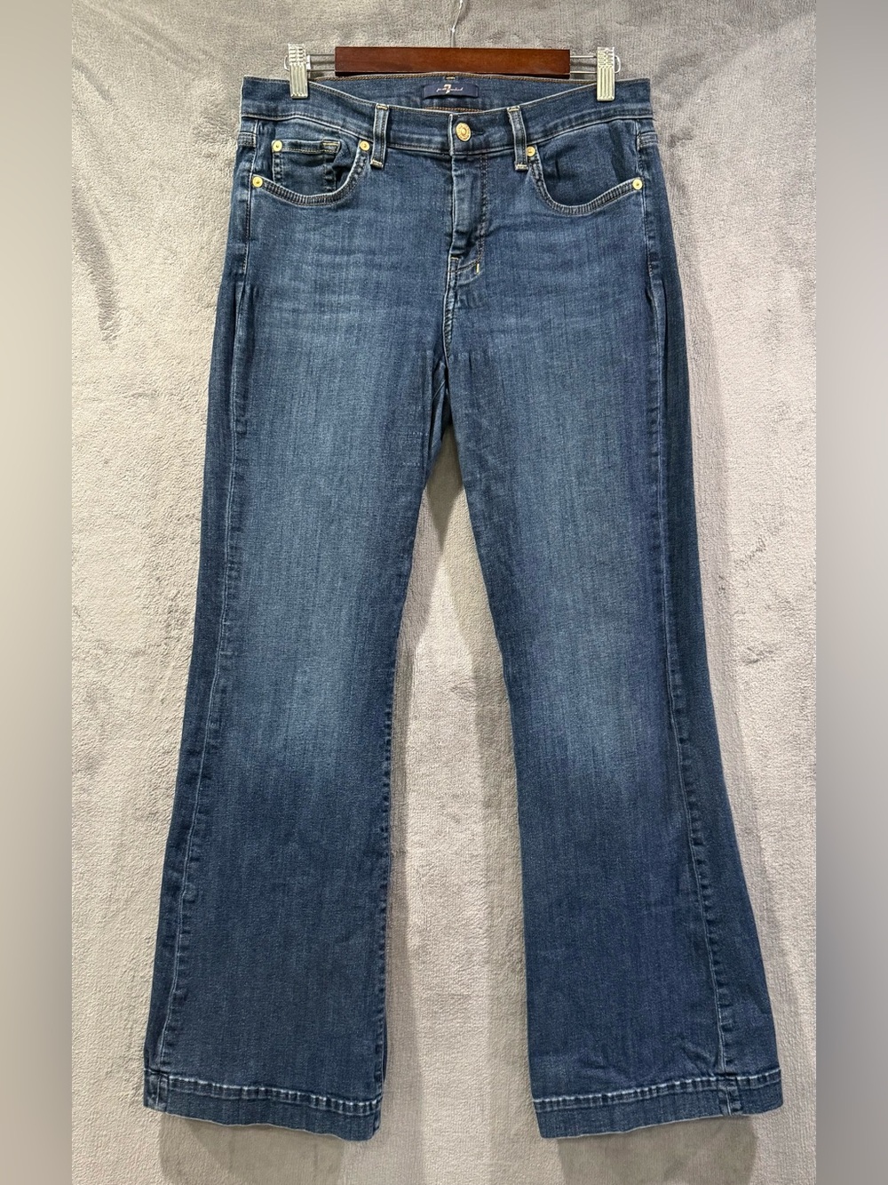 7 For All Mankind Size 30 Tailorless Dojo Flare Jeans Medium Wash Blue Denim
